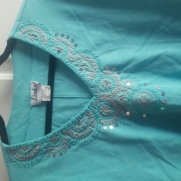 Top - Picture 5 of 7